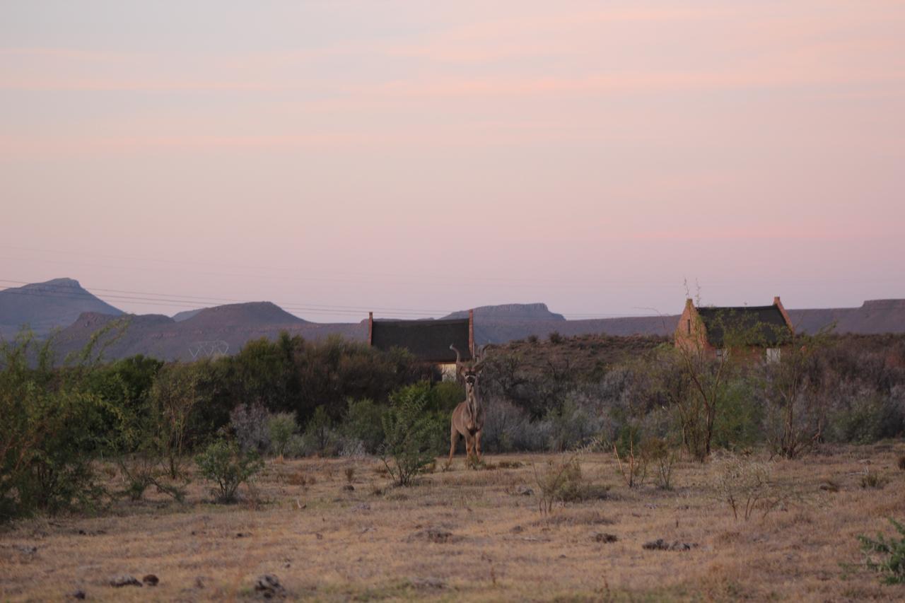 Teri-Lemveli Lodge Beaufort West Exterior foto